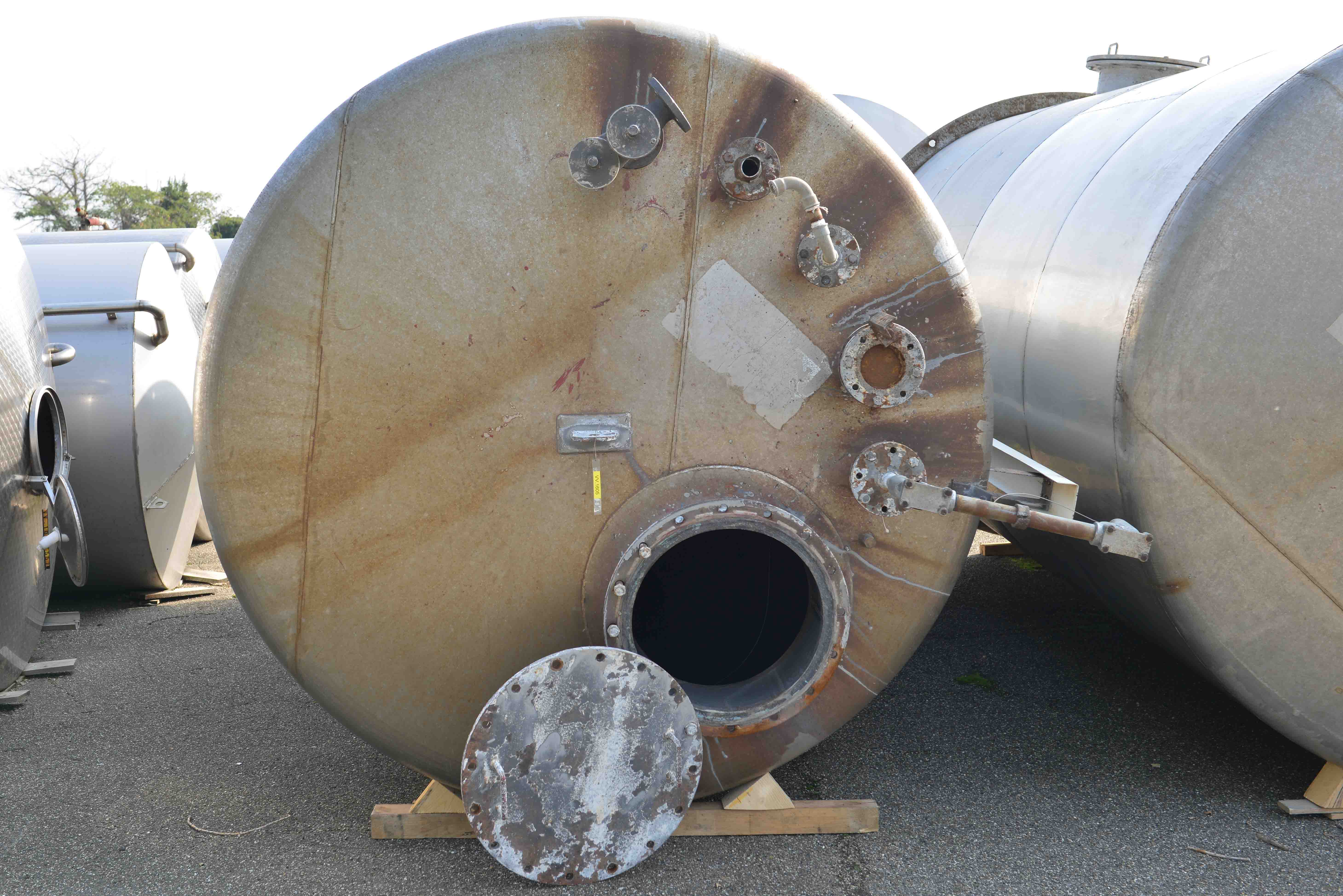 Usato Serbatoio verticale da 18 m3 in acciaio inox, fondo piano