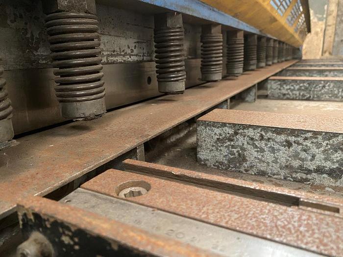 Used 2001 OMAG ES38 3m x 8mm Guillotine Shears