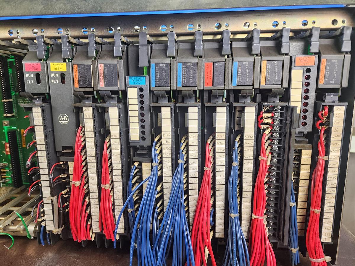 Used Allen-Bradley 1771-A4B 16 Slot I/O Chassis w modules 1771-P7 Power Supply