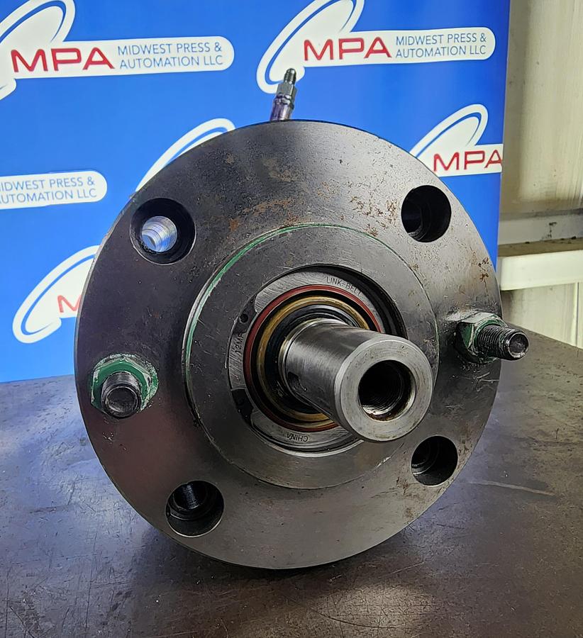 White 610540B7520ZAAAAS / 610540B7520AAAAA Hydraulic Motor with Brake *Installed and Tested - Never used in Service