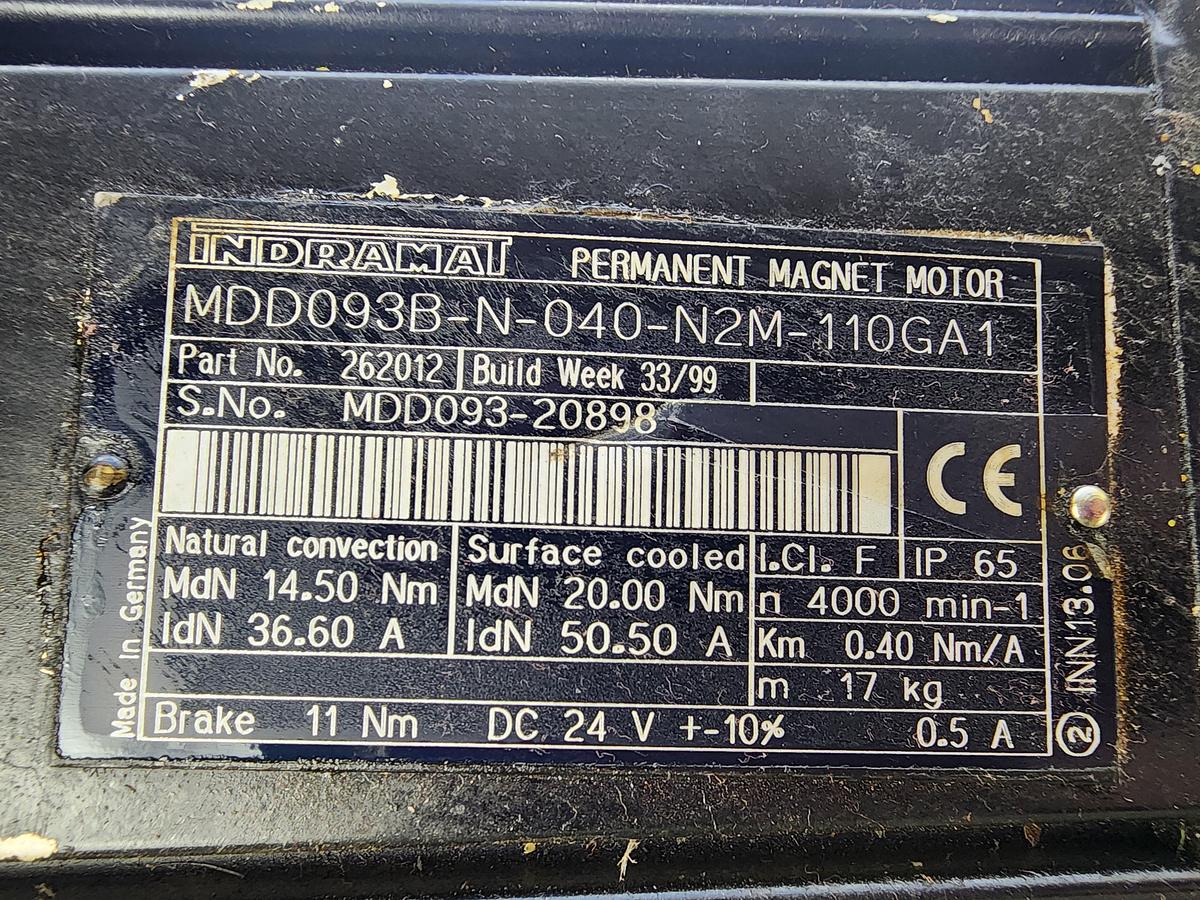 Used Indramat MDD093B-N-040-N2M-110GA1 Servo Motor w Neugart PLV-115-12