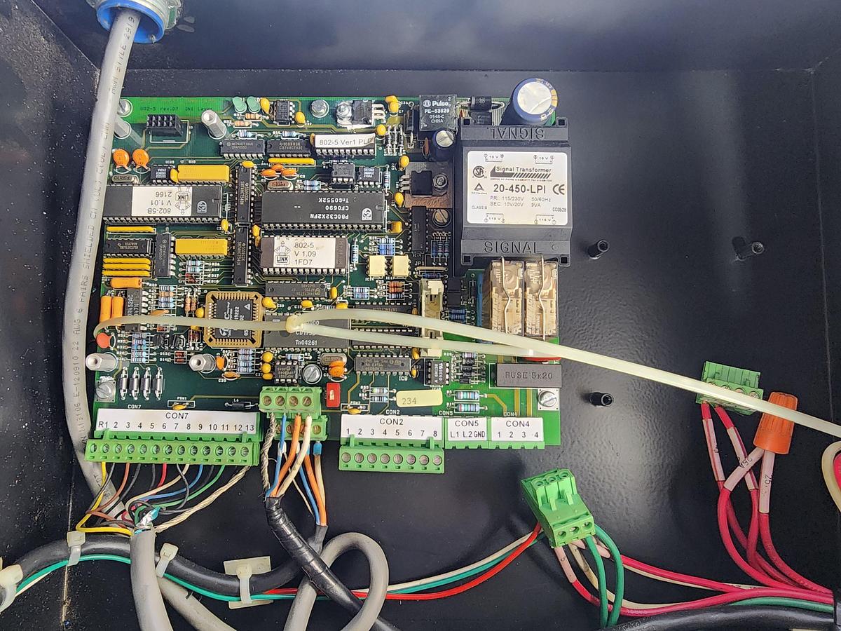 Used Link Electric Model: OT-802 OmniLink II LCD Operator Terminal