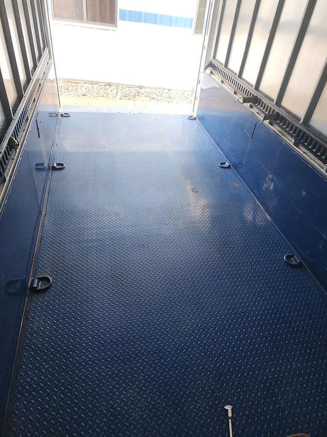 Used AIR-TOW E-16 ENCLOSED TRAILER