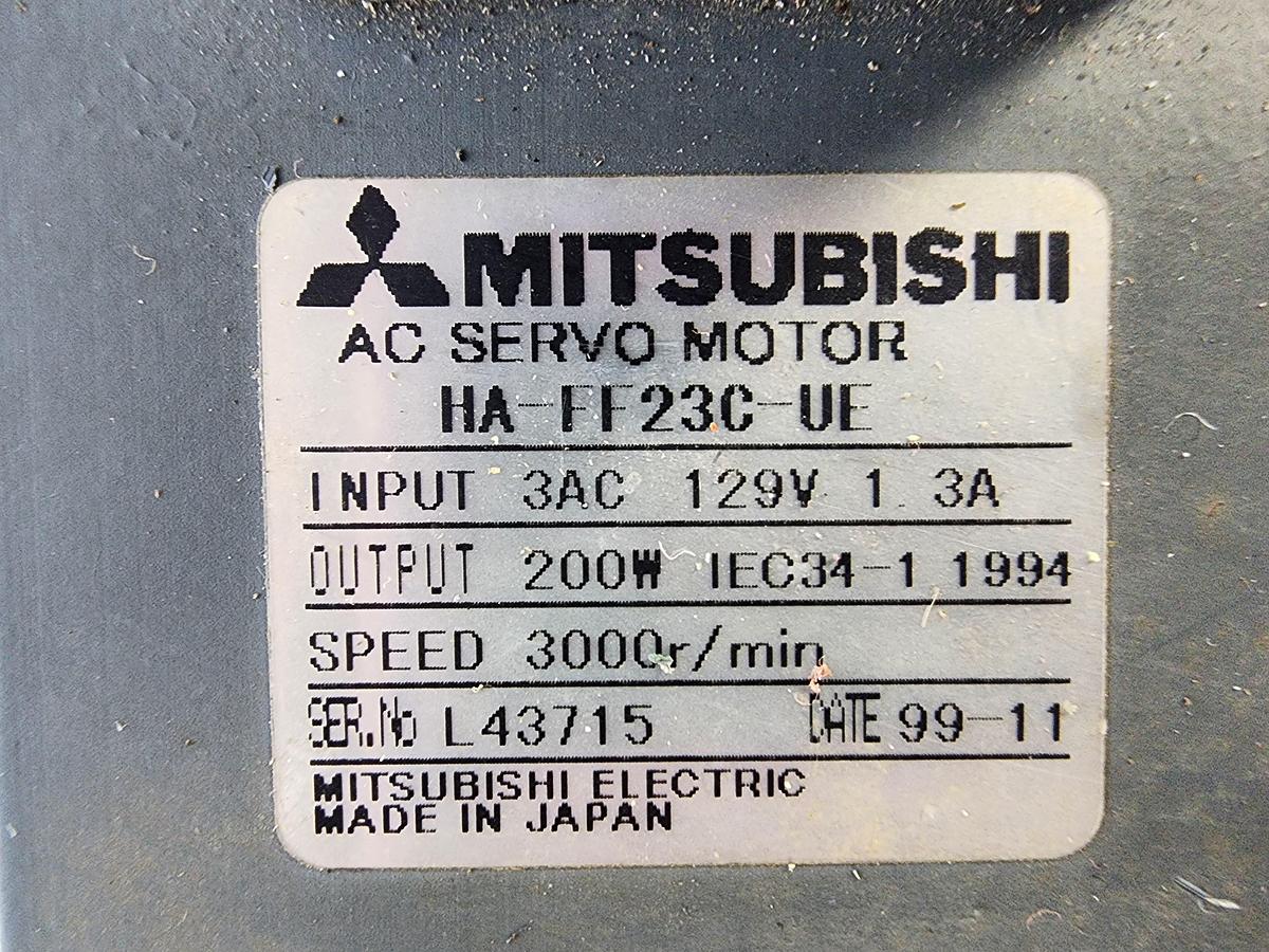 Used Mitsubishi HA-FF23C-UE 3 AC 129 V 1.3 A 200 W 3000 RPM AC Servo Motor