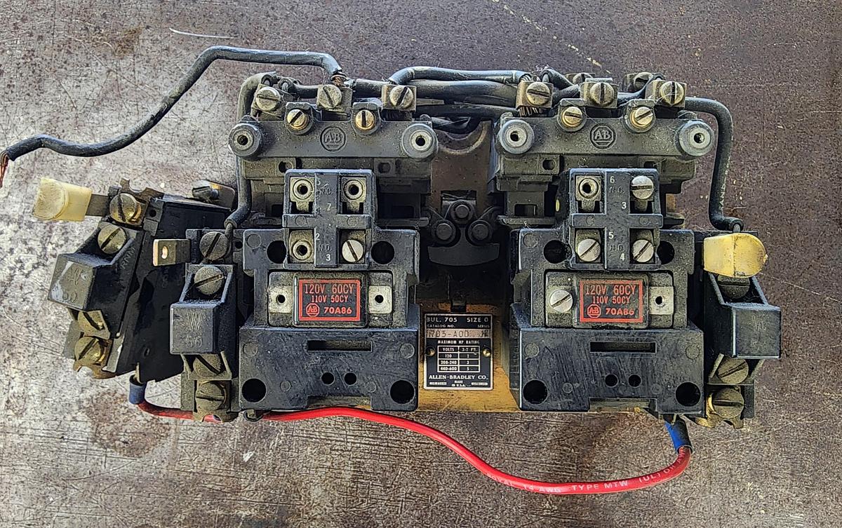 Used Allen-Bradley 705-AOD Size 0 Reversing Starter 705-A0D