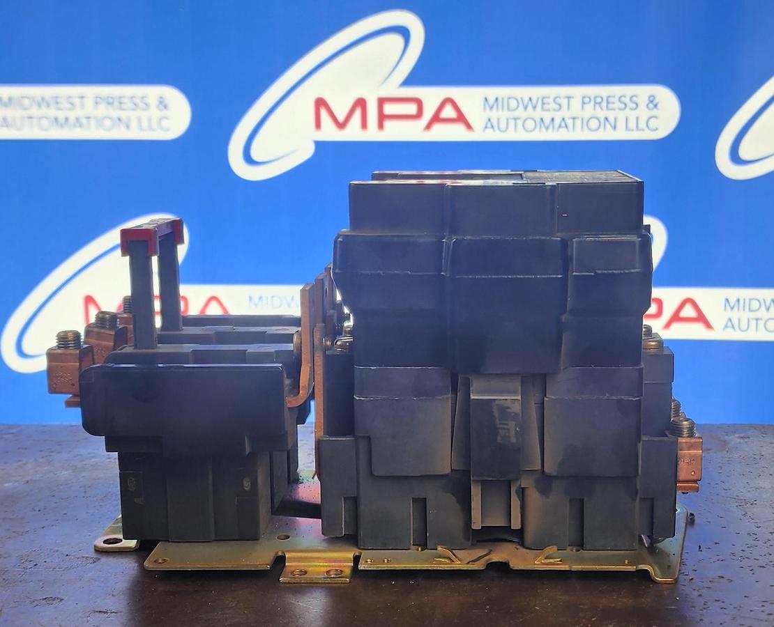 Used Square D Class 8536 Type SE01 8536SE01 Nema Size 3 Starter