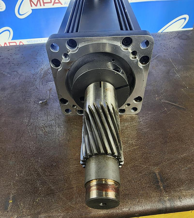 Used Indramat MSK071D-0450-NN-M1-UP1-NNNN Servo Motor