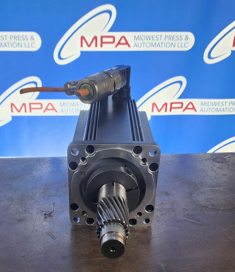Used Indramat MSK071D-0450-NN-M1-UP1-NNNN Servo Motor