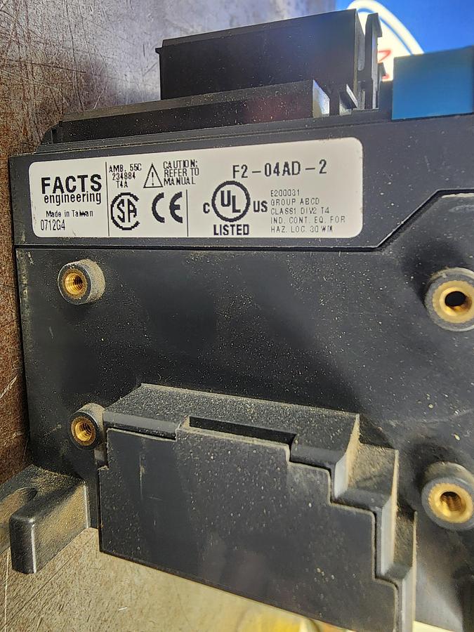 Used Koyo D2-06B-1 / F2-04AD-2 Direct Logic 205 6-Slot PLC with Modules