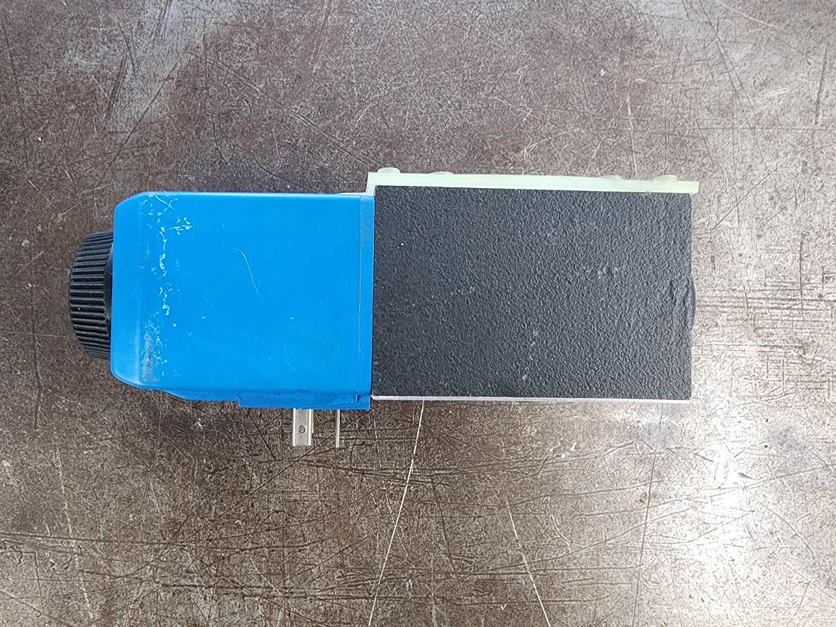 Eaton Vickers DG4V-3-2A-M-U-H7-60