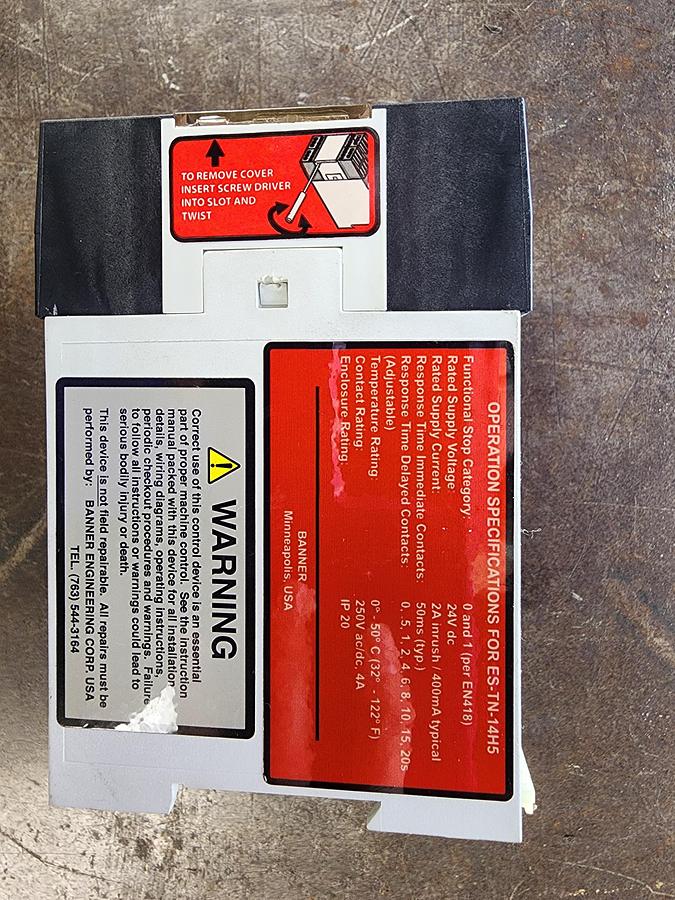 Used Banner ES-TN-14H5 Safety Module Relay