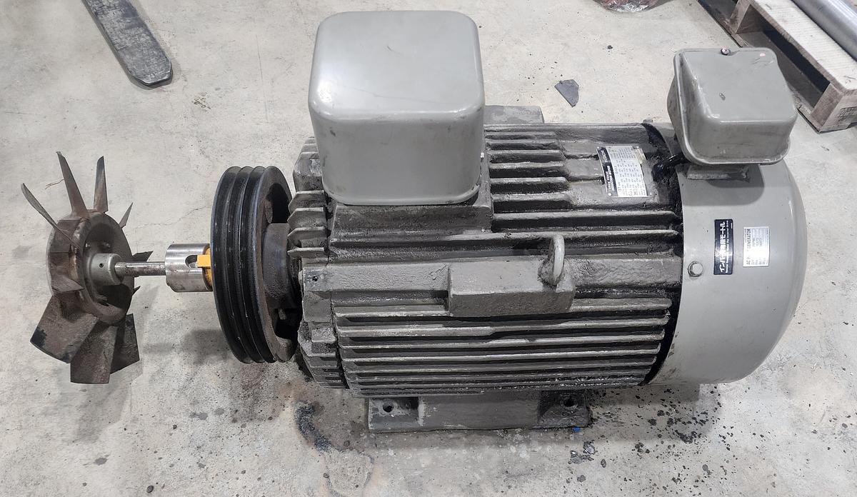 Used Motor off 300 TON KOMATSU L2M300-3BM / Hitachi 37 KW 4 Pole Type: TFO Form: KK 3 Phase Induction Motor