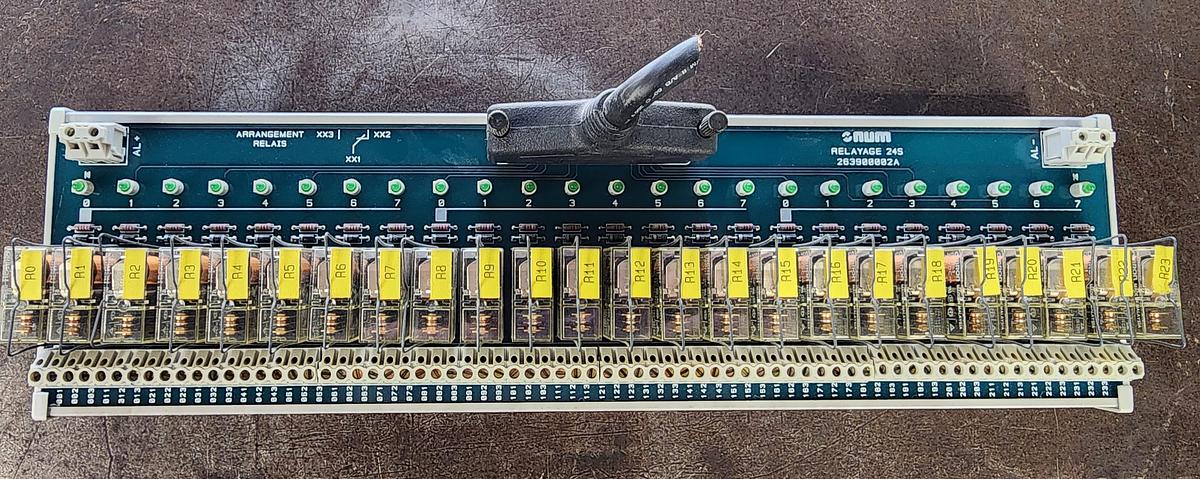 Used NUM 263900002A Relayage 24S