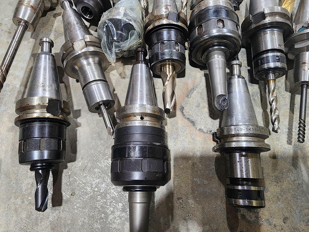 Used Big Plus Spindle System Lot of 33 CAT 40 Misc Toolholders
