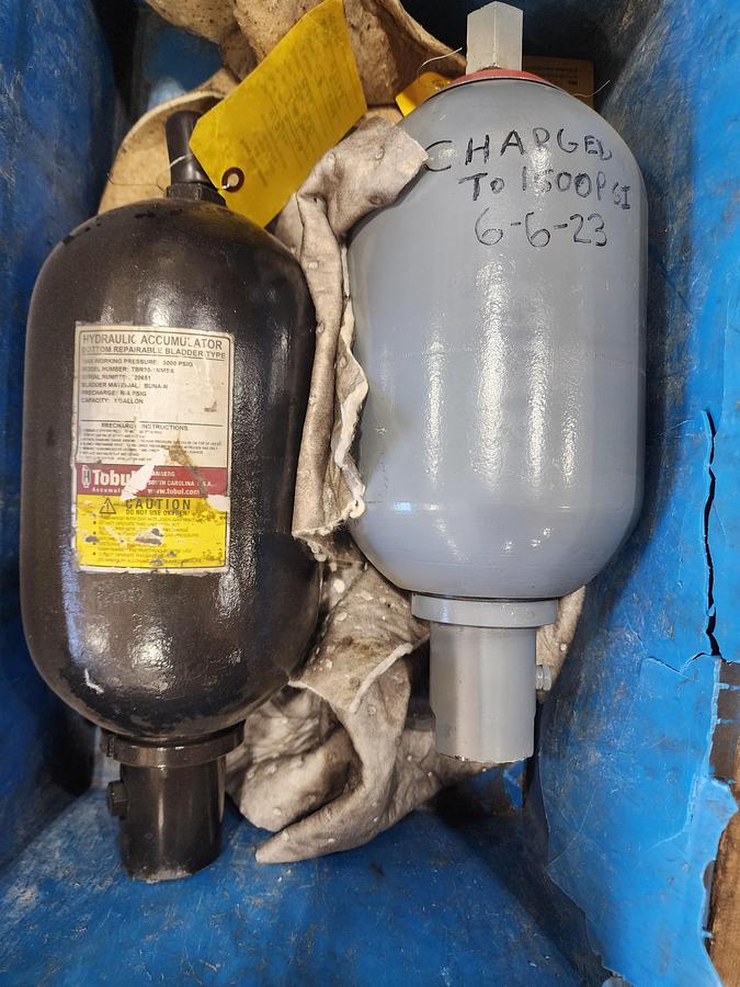 Used Tobul TBR30-1NMEA 1 Gallon Bladder Accumulator / Charged to 500 PSI