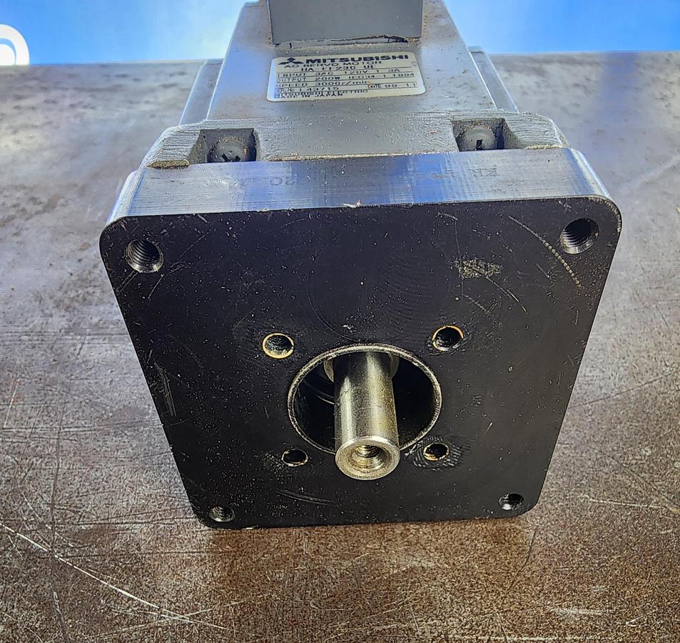 Used Mitsubishi HA-FF23C-UE 3 AC 129 V 1.3 A 200 W 3000 RPM AC Servo Motor