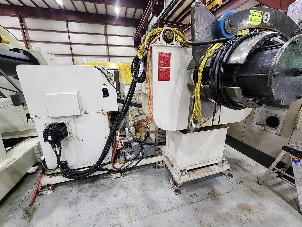Used AIDA MODEL LFL-300R STRAIGHTENER FEEDER