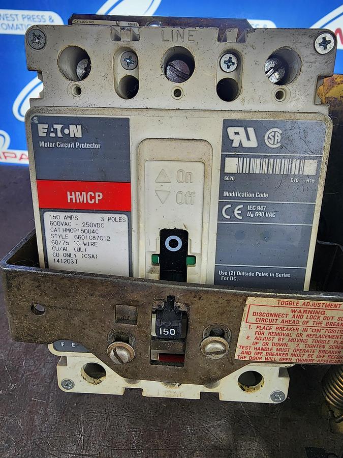 Used Allen-Bradley 1494D-N4 Circuit Breaker Operator Mechanism / Panel Disconnect - HMCP150U4C