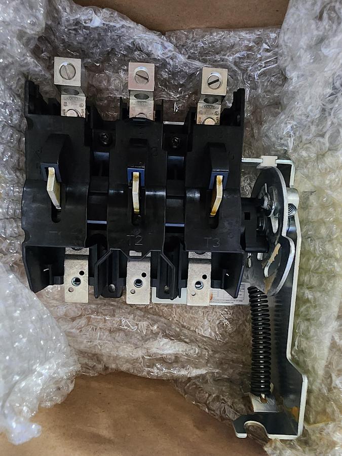 Allen-Bradley 1494U-D100 100 A Disconnect