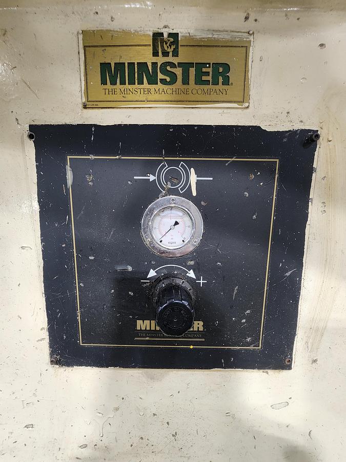 Used 20" WIDE MINSTER FEED LINE