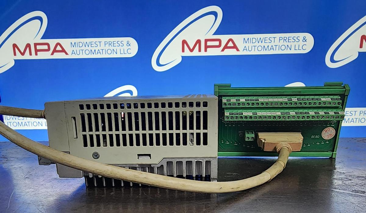 Used Automation Direct SVA-2040 400 W 230V 3PH 60/60Hz 2.6A AC Servo Drive