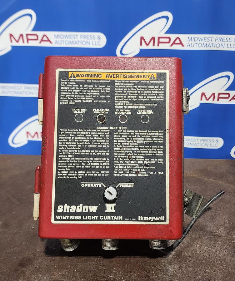 Used Wintriss 9674201 D43145 Shadow VI light Curtain Control