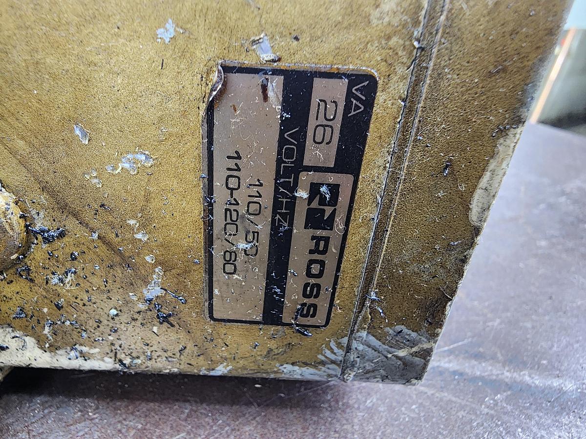 Used Ross Controls 3573A5141 2-8.5 Bar Valve