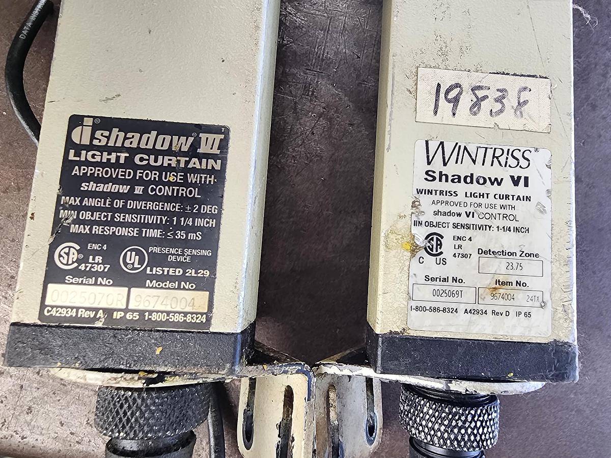 Used Wintriss Shadow VI 9674004 23.75" Rx and Tx Light Curtain Set