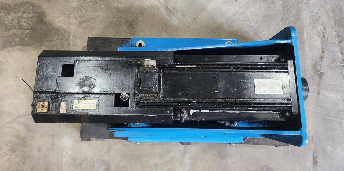 Used Indramat 112D-2-FD-4-C/130-B-1/DI5201V/S005 Servo Motor