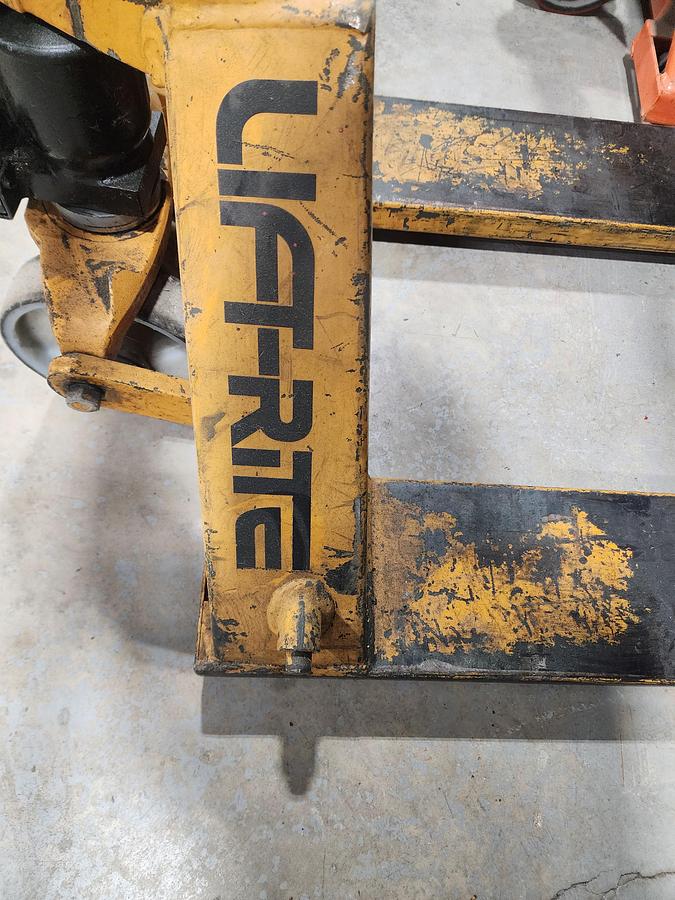 Used Lift-Rite 5,000 lbs Capacity Pallet Jack
