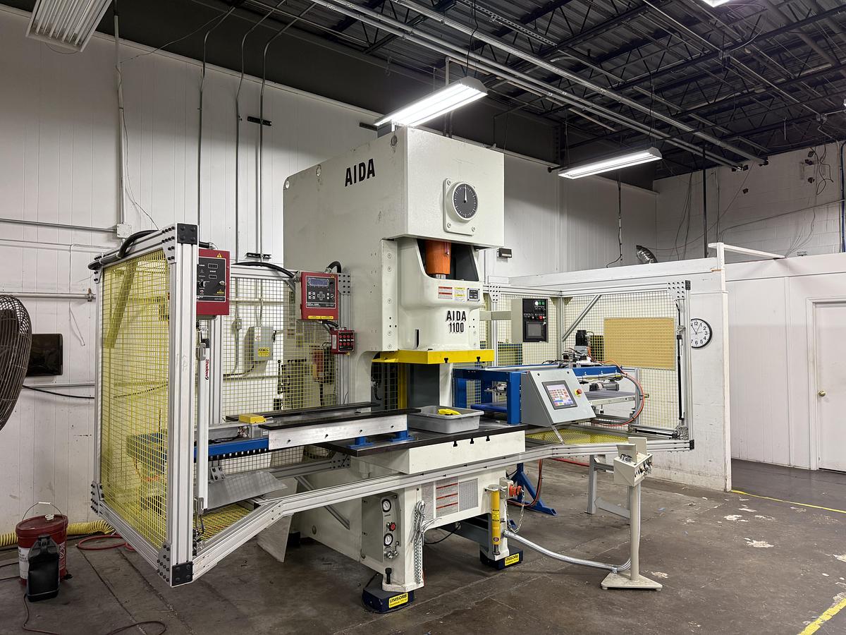 Used 121 TON AIDA MODEL NC1-1100(2) GAP FRAME PRESS