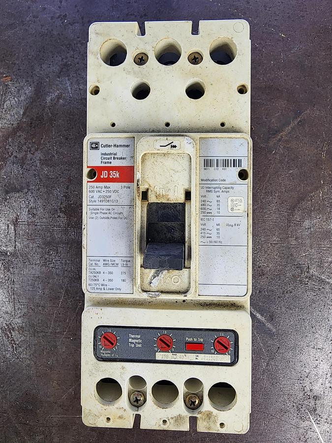 Used Cutler-Hammer JD3250F 250 AMP 600 VAC JD 35K Breaker