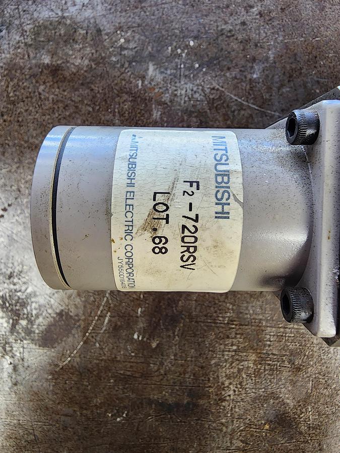 Used Mitsubishi F2-720RSV Encoder