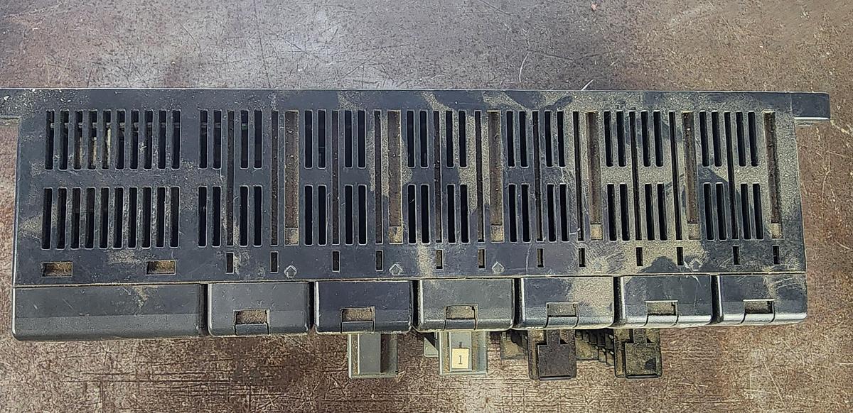 Used Koyo D2-06B-1 / F2-04AD-2 Direct Logic 205 6-Slot PLC with Modules