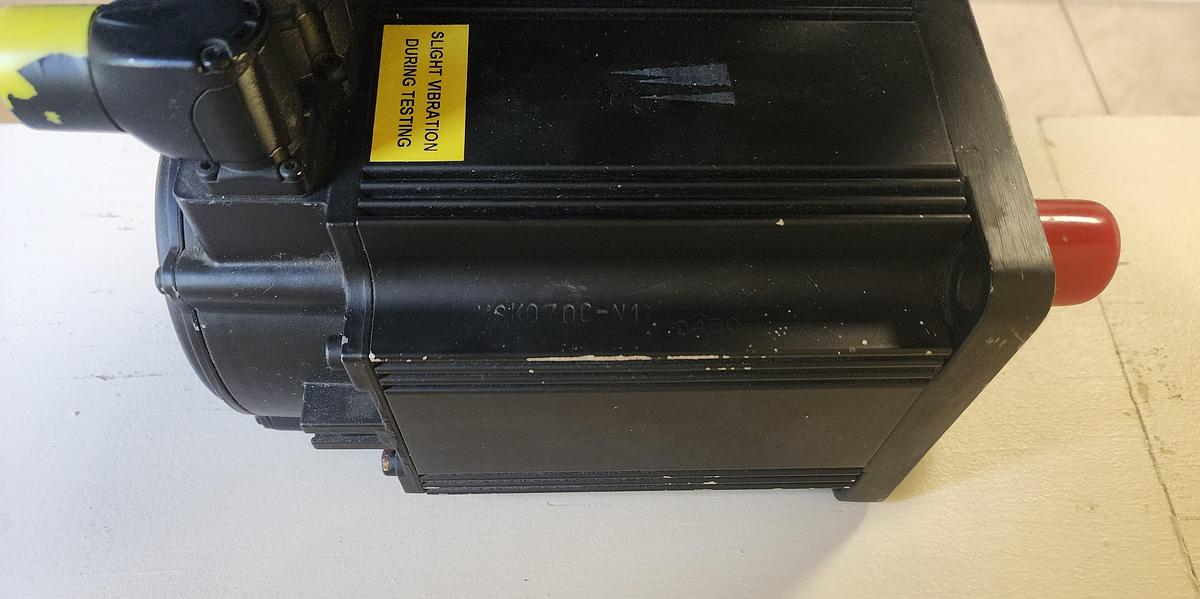 Used Rexroth MNR: 9911299752 / MSK070C-0450-NN-S1-UP0-NNNN Servo Motor