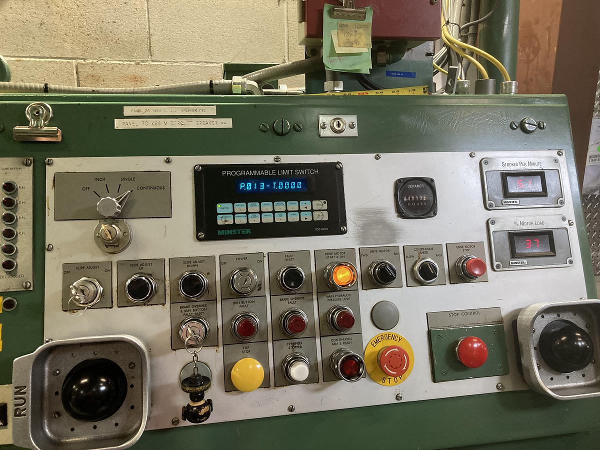 Used 200 TON MINSTER E2-200 STRAIGHTSIDE MECHANICAL PRESS