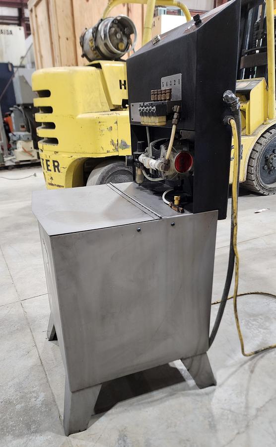 Used Pax Products Model: V5-30 Lube System