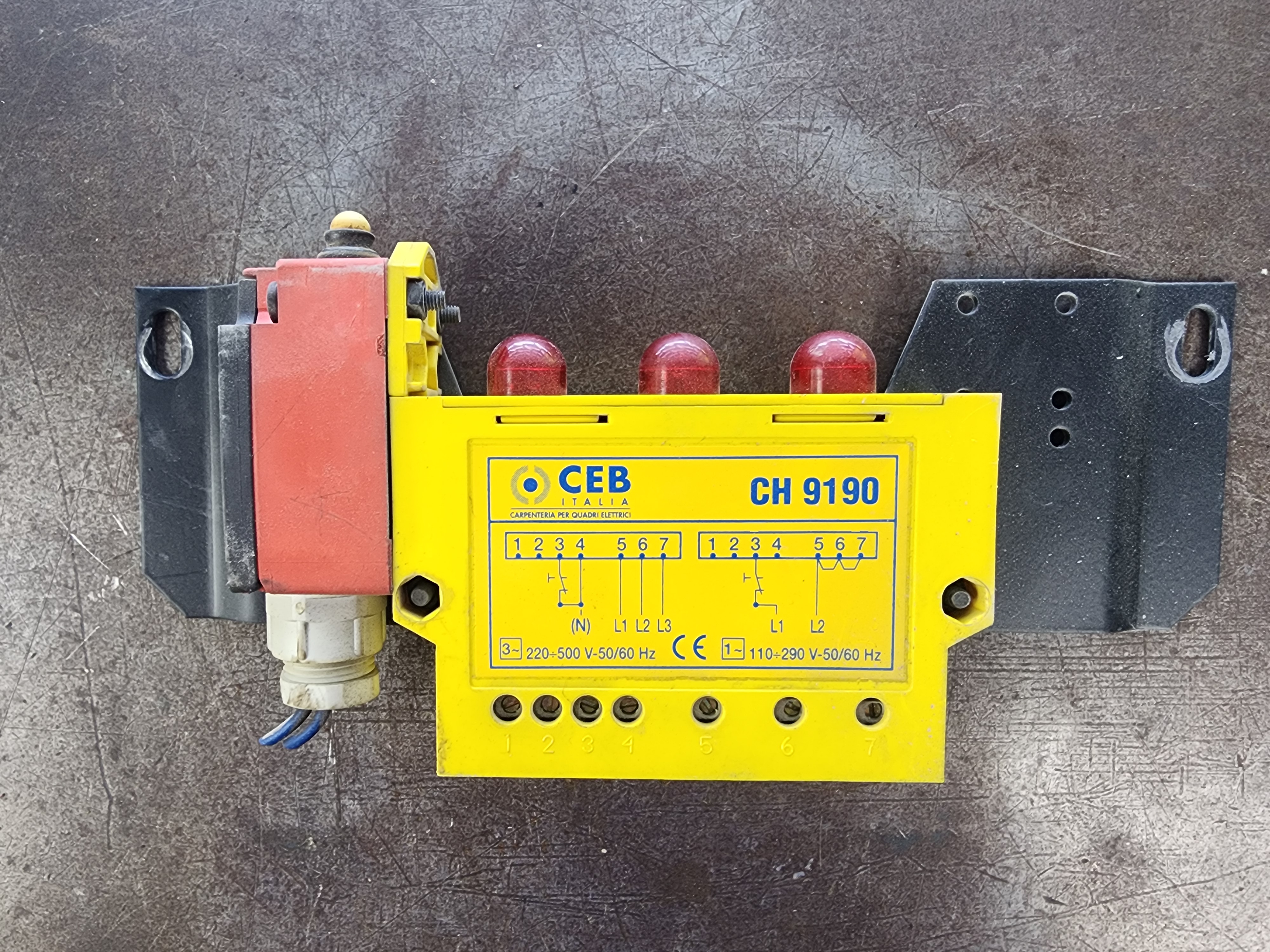 Used CEB Italia CH 9190 Flashing Sensor Unit