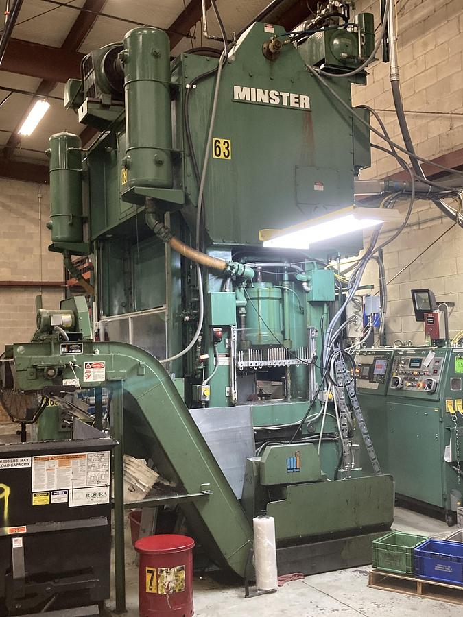 Used 200 TON MINSTER E2-200 STRAIGHTSIDE MECHANICAL PRESS