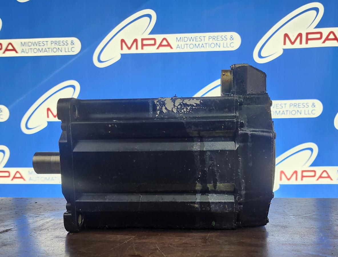 Used Allen-Bradley MPL-B540K-SK22AA Servo Motor