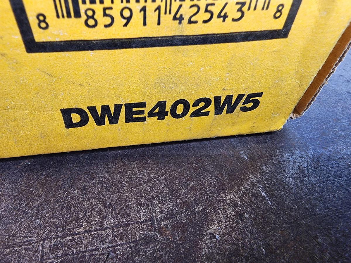 Dewalt DWE402W5 4-12" (115 mm) Paddle Switch Small Angle Grinder w Wheels