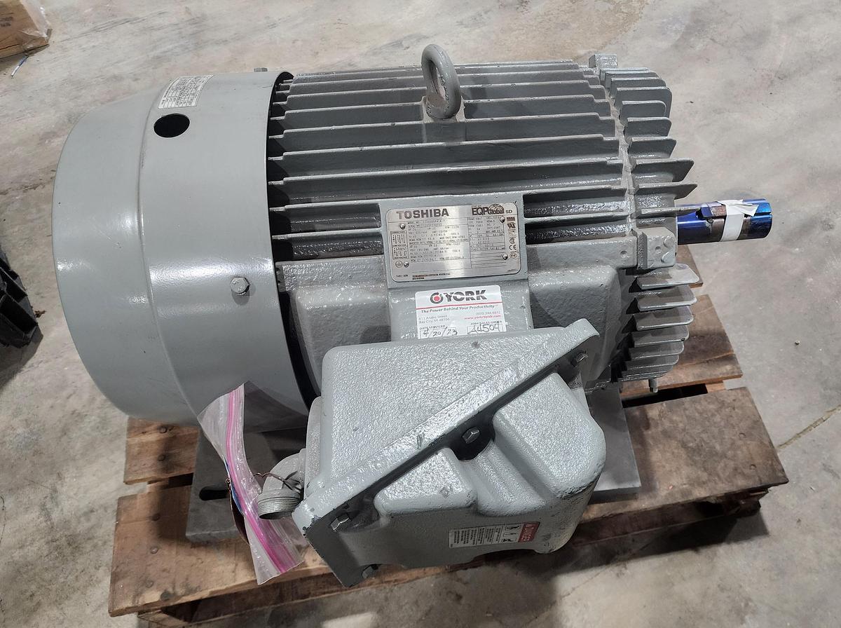 Used Toshiba 0304SDSR41A-P 230/460 V 1770 RPM Frame: 286T 30 HP Motor