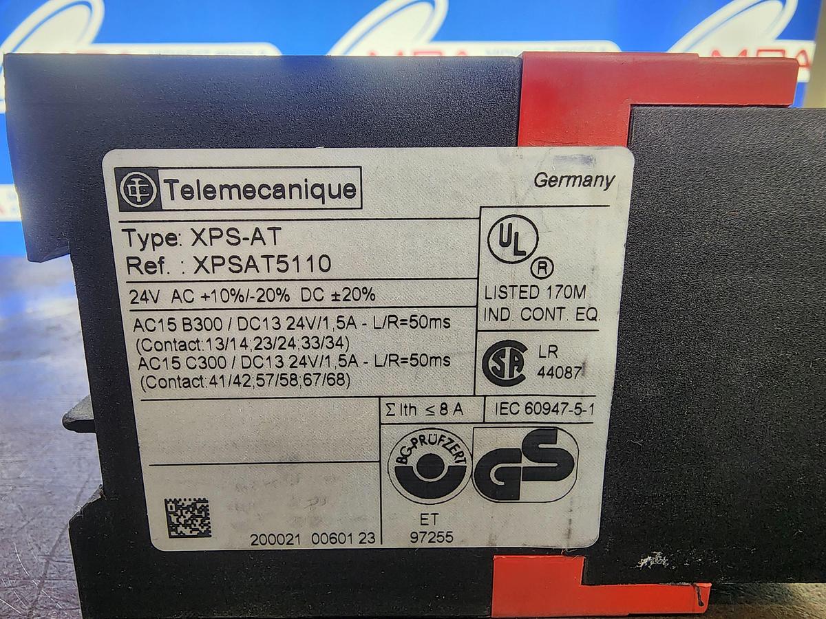 Used Telemecanique XPSAT5110 XPS-AT Safety Relay