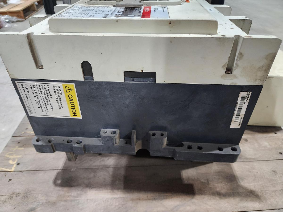 Used EATON CUTLER-HAMMER POW-R-WAY III 1600 AMP RD65K CIRCUIT BREAKER 