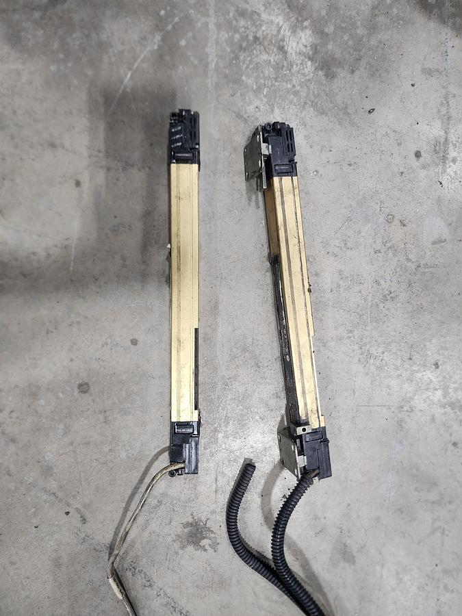 Used Panasonic SF4B-H48 D<V2> Light Curtains off 300 TON KOMATSU L2M300-3BM