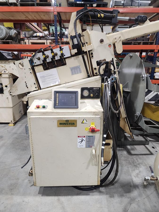 Used 20" WIDE MINSTER FEEDLINE