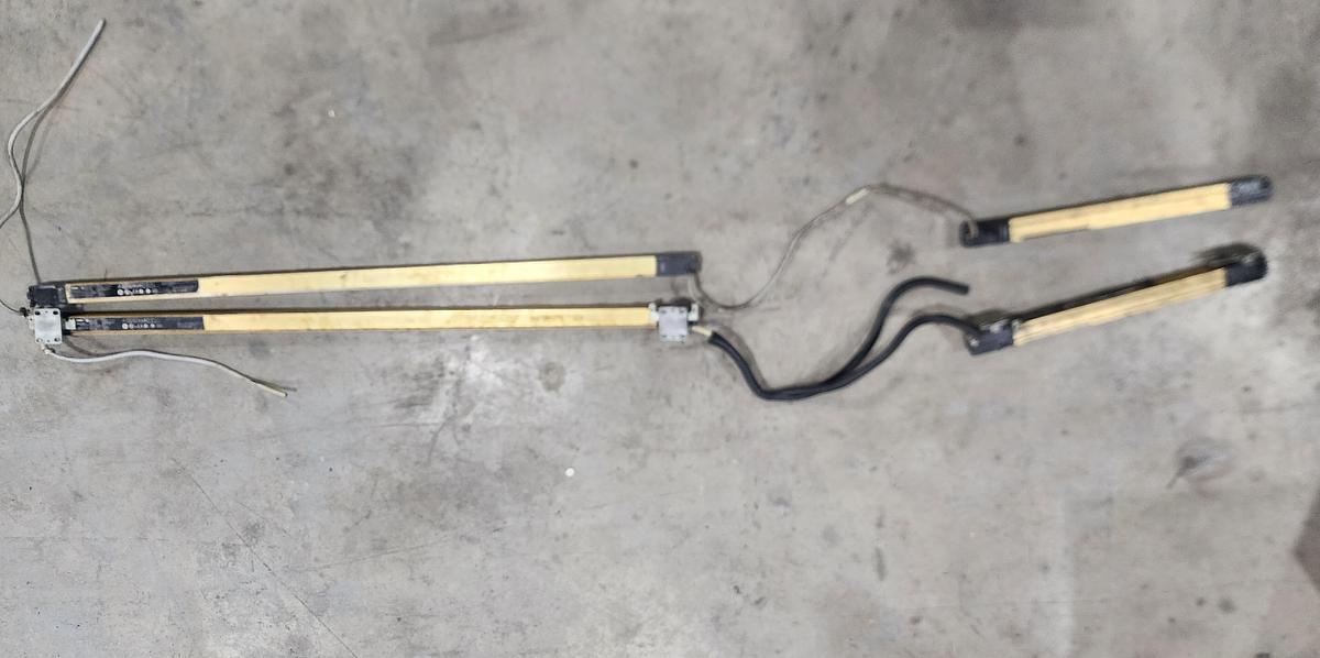 Used Panasonic SF4B-H48 D<V2> Light Curtains off 300 TON KOMATSU L2M300-3BM