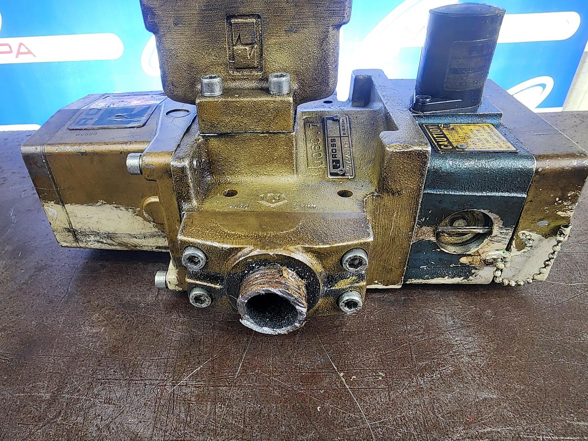 Used Ross Controls 3573A5141 2-8.5 Bar Valve