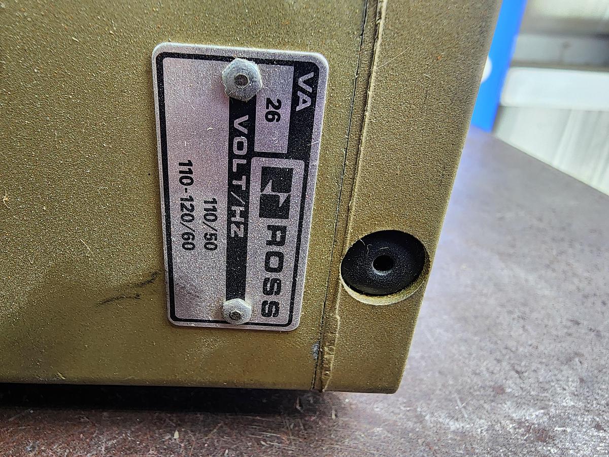 Used Ross Controls 3573A5949 / 250-0241 Solenoid Valve