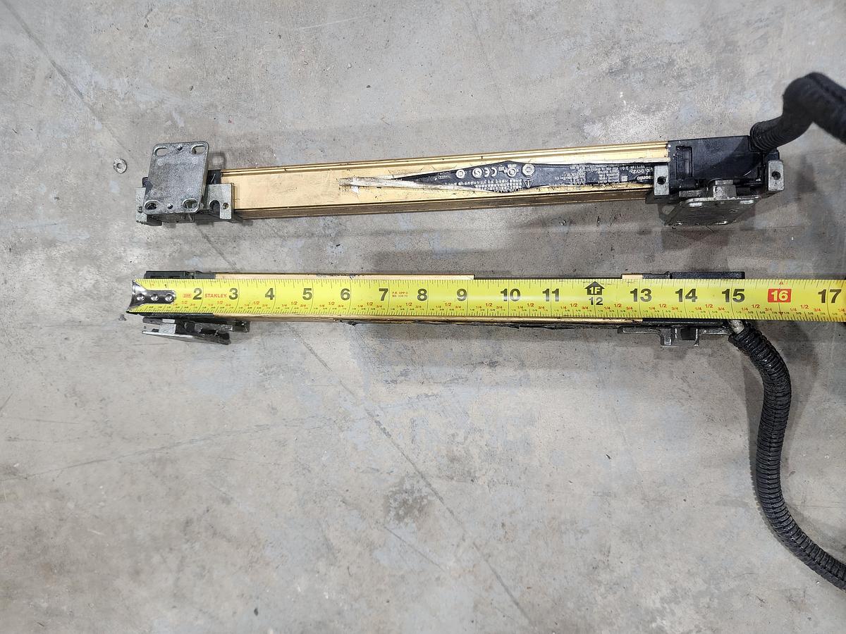 Used Panasonic SF4B-H64 D<V2> / Light Curtains off 300 TON KOMATSU L2M300-3BM